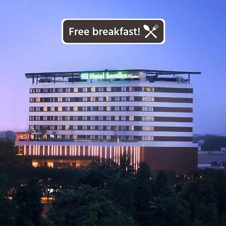 Santika Premiere Bintaro Hotel Serpong Exterior photo